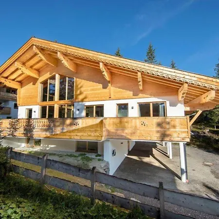 Feriehus Zillertal Arena Xl *